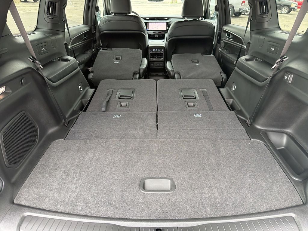 2026 Jeep Grand Cherokee GRAND CHEROKEE L LIMITED RESERVE 4X4