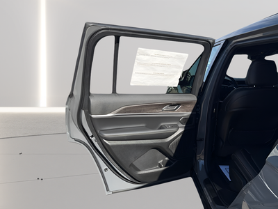 2027 Jeep Grand Cherokee Limited