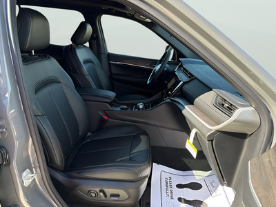 2027 Jeep Grand Cherokee Limited