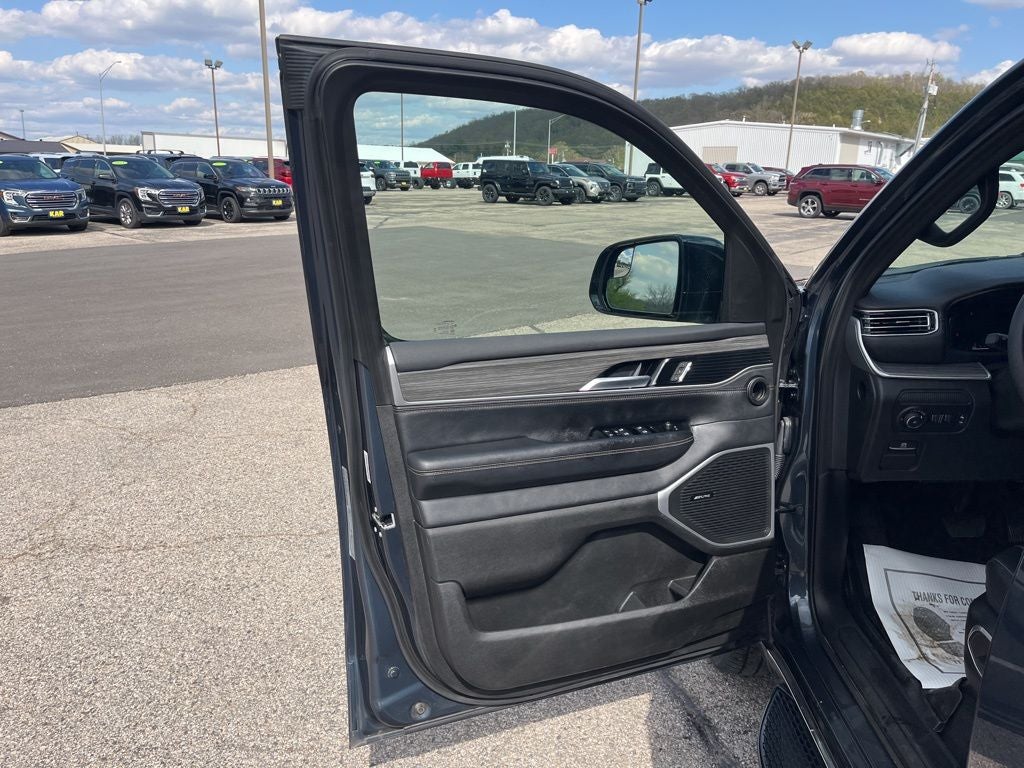 2024 Jeep Wagoneer L Series II 4x4