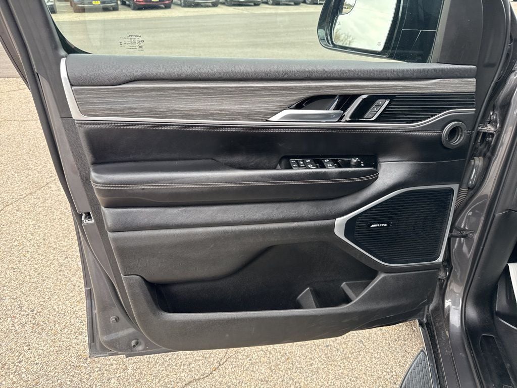 2024 Jeep Wagoneer L Series II 4x4