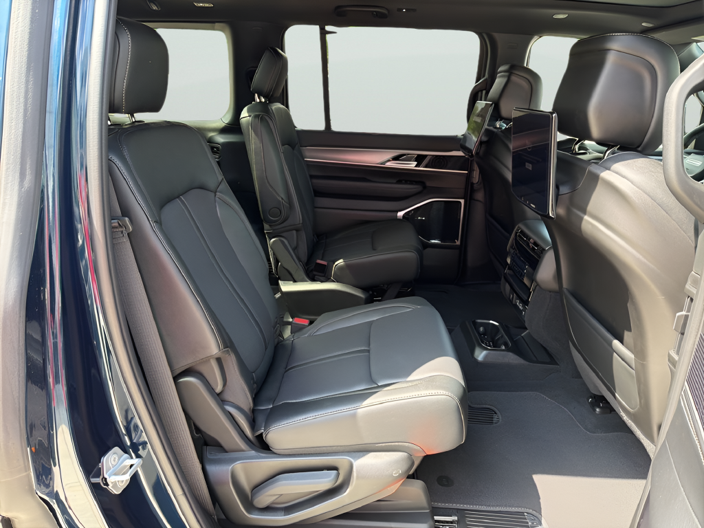 2026 Jeep Grand Wagoneer GRAND WAGONEER LIMITED RESERVE 4X4