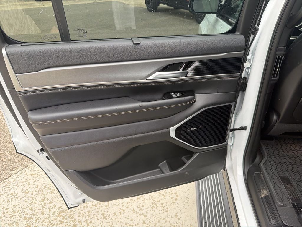 2026 Jeep Grand Wagoneer GRAND WAGONEER LIMITED RESERVE 4X4