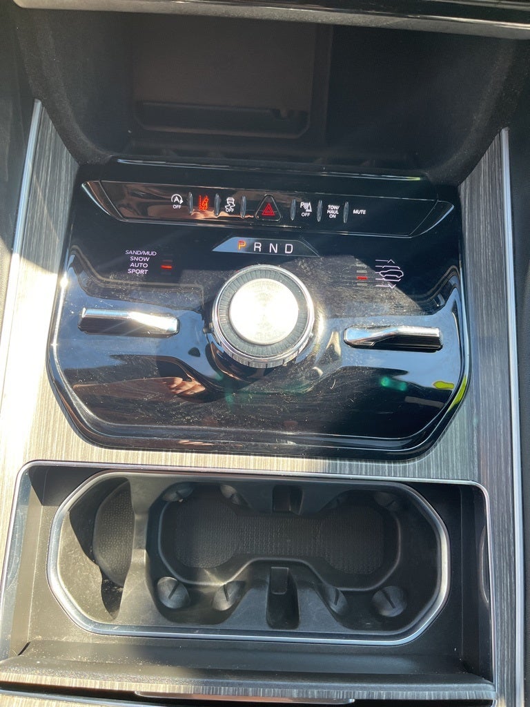 2024 Jeep Wagoneer Series III 4x4