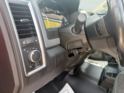 2019 RAM 1500 Classic SLT Crew Cab 4x4 5'7' Box