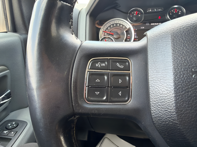2019 RAM 1500 Classic SLT Crew Cab 4x4 5'7' Box
