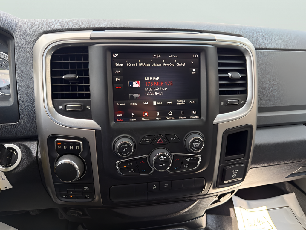 2019 RAM 1500 Classic SLT Crew Cab 4x4 5'7' Box
