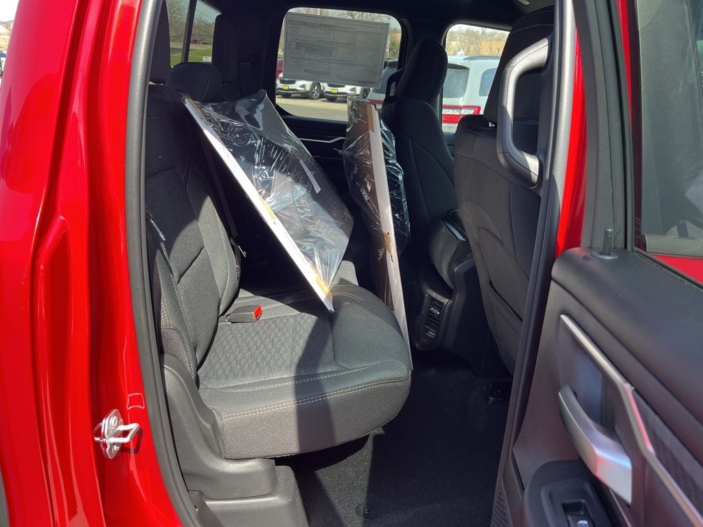 2026 RAM Ram 1500 RAM 1500 BIG HORN QUAD CAB 4X4 6'4' BOX