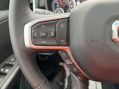 2025 RAM 1500 Big Horn Crew Cab 4x4 5'7' Box