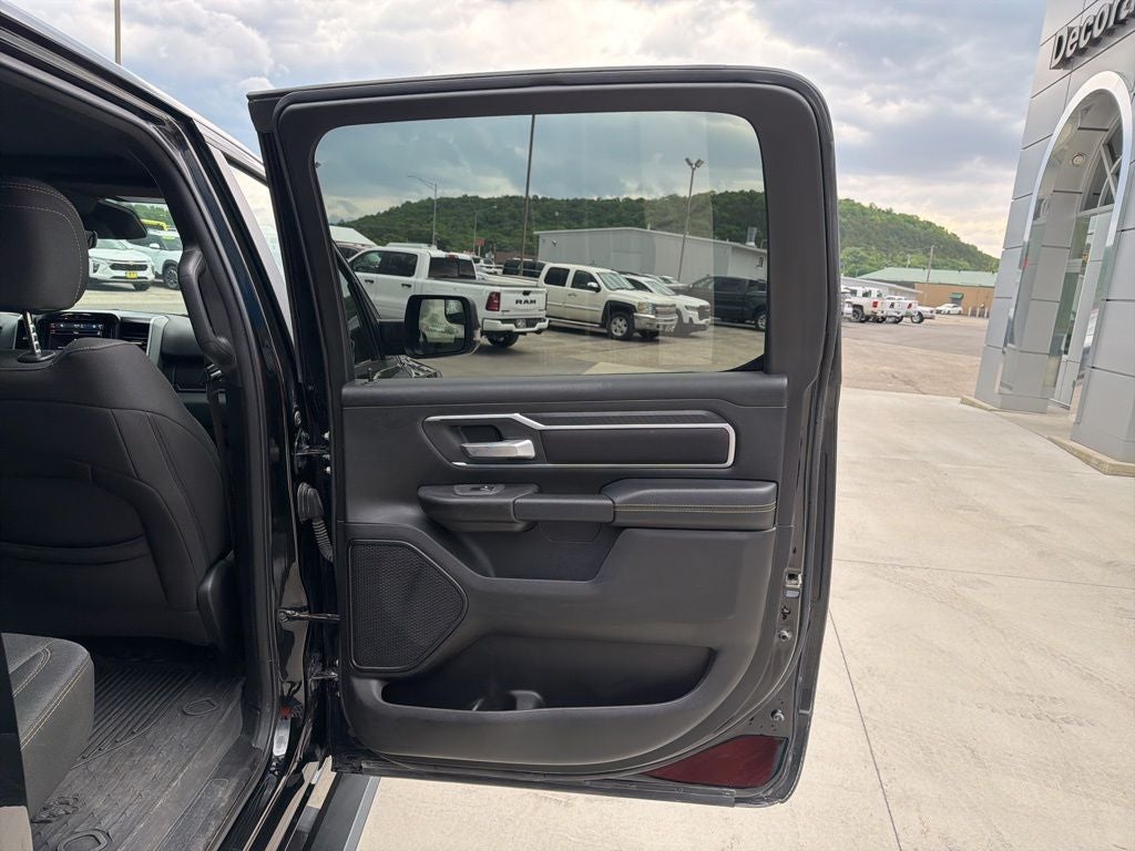 2025 RAM 1500 Big Horn Crew Cab 4x4 5'7' Box