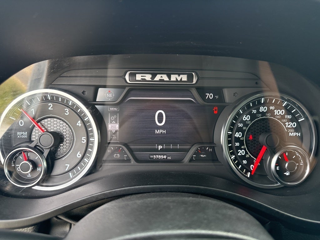 2025 RAM 1500 Big Horn Crew Cab 4x4 5'7' Box