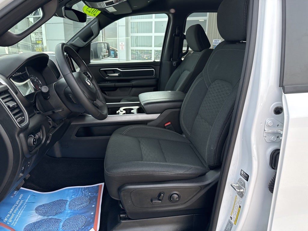 2025 RAM 1500 Big Horn Crew Cab 4x4 5'7' Box