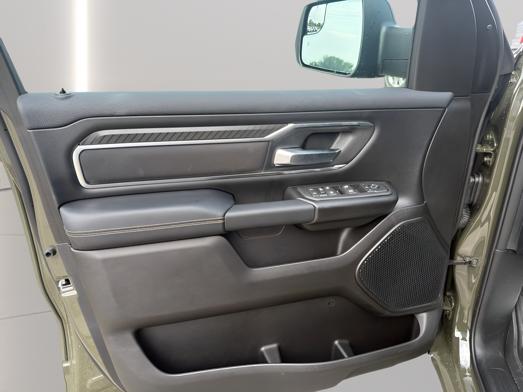 2026 RAM 1500 Big Horn Crew Cab 4x4 5'7' Box