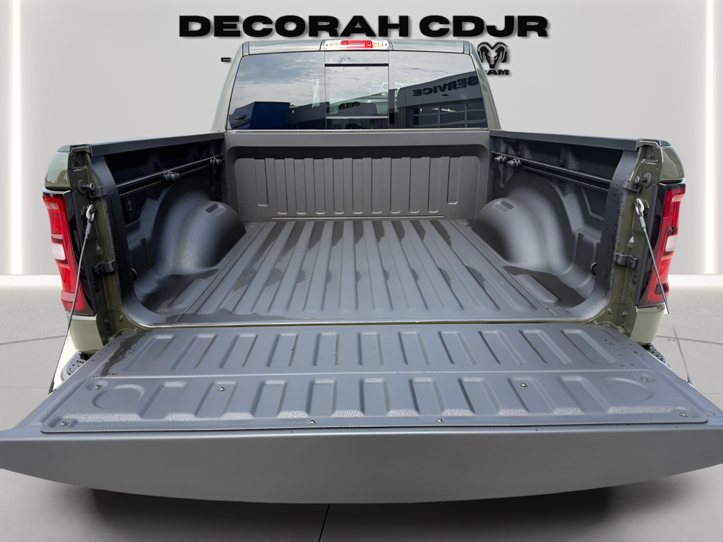 2026 RAM 1500 Big Horn Crew Cab 4x4 5'7' Box