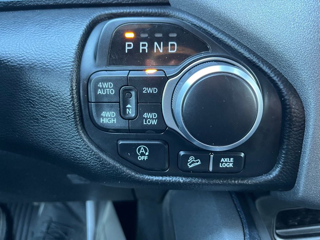 2021 RAM 1500 Big Horn Crew Cab 4x4 5'7' Box