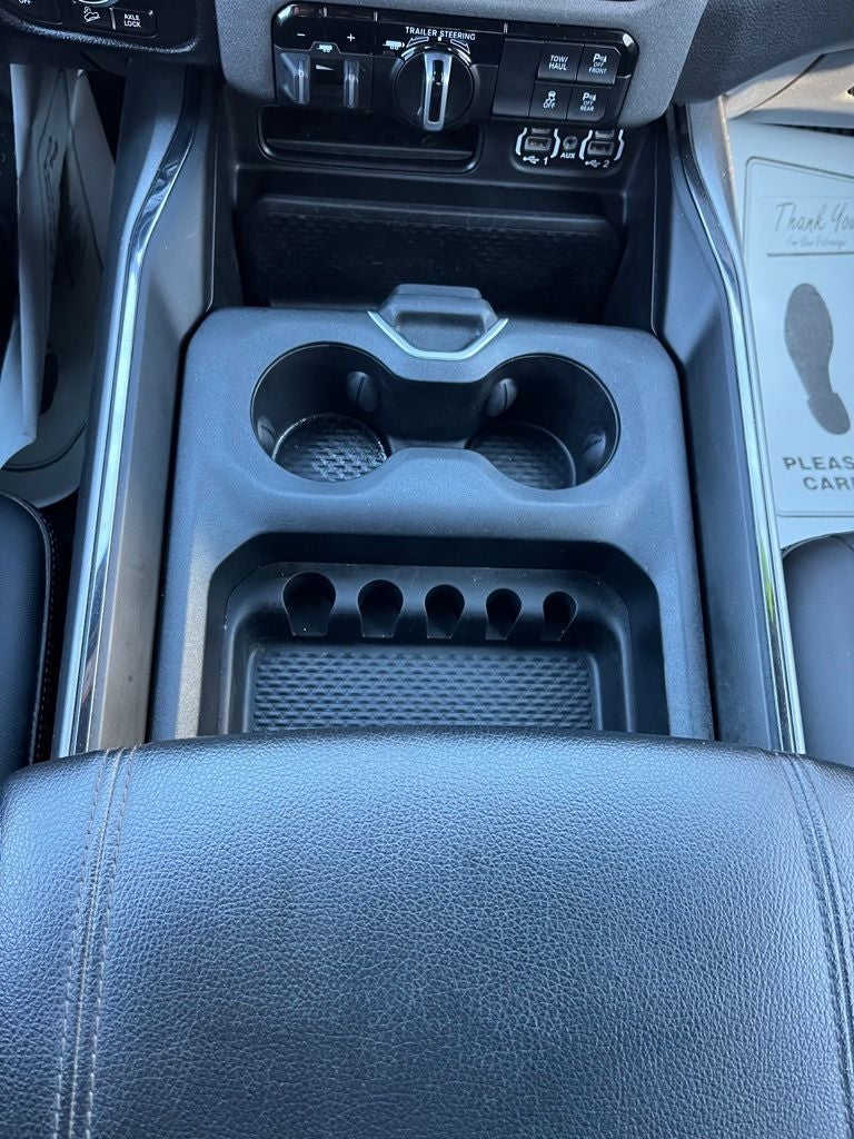 2021 RAM 1500 Big Horn Crew Cab 4x4 5'7' Box