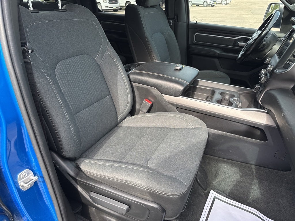 2021 RAM 1500 Big Horn Crew Cab 4x4 5'7' Box