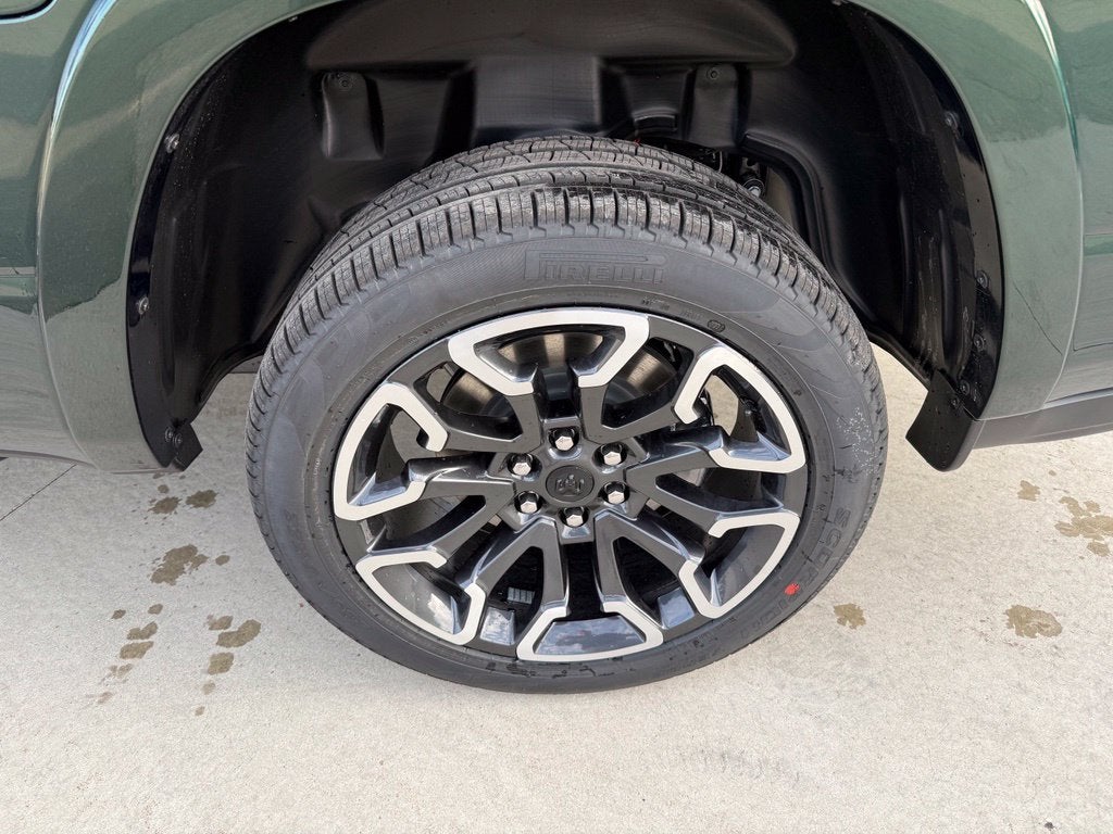 2027 RAM Ram 1500 RAM 1500 LIMITED CREW CAB 4X4 5'7' BOX