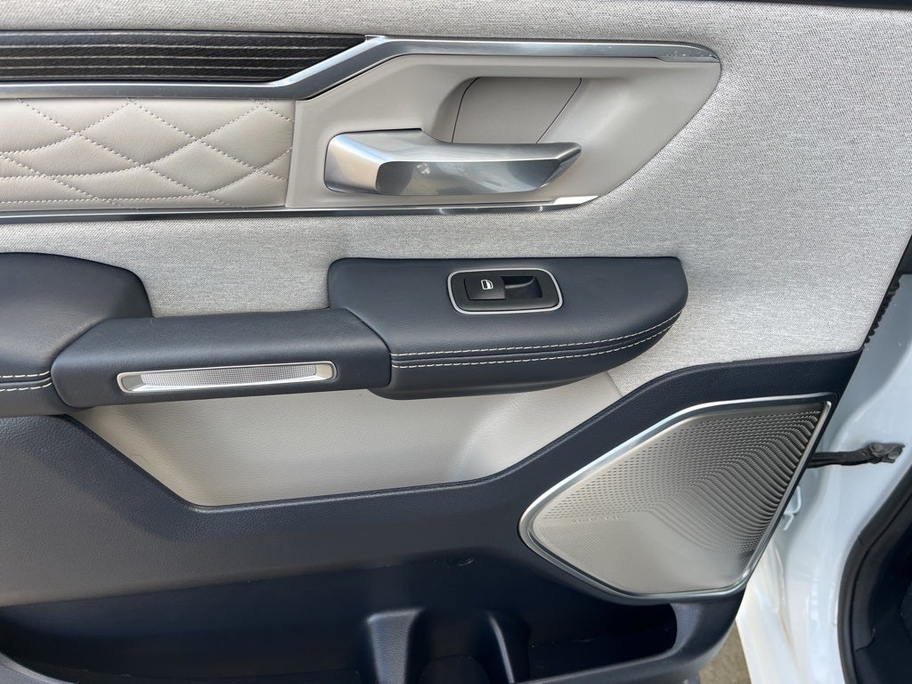 2024 RAM 1500 Limited Crew Cab 4x4 5'7' Box