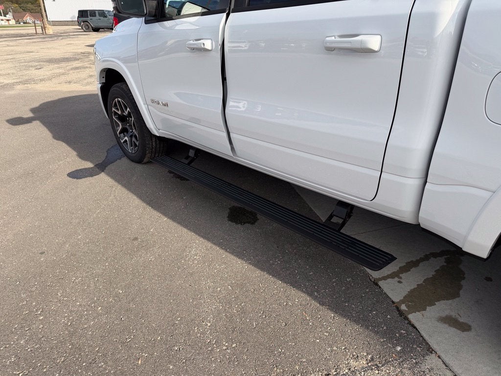 2027 RAM Ram 1500 RAM 1500 LARAMIE CREW CAB 4X4 5'7' BOX