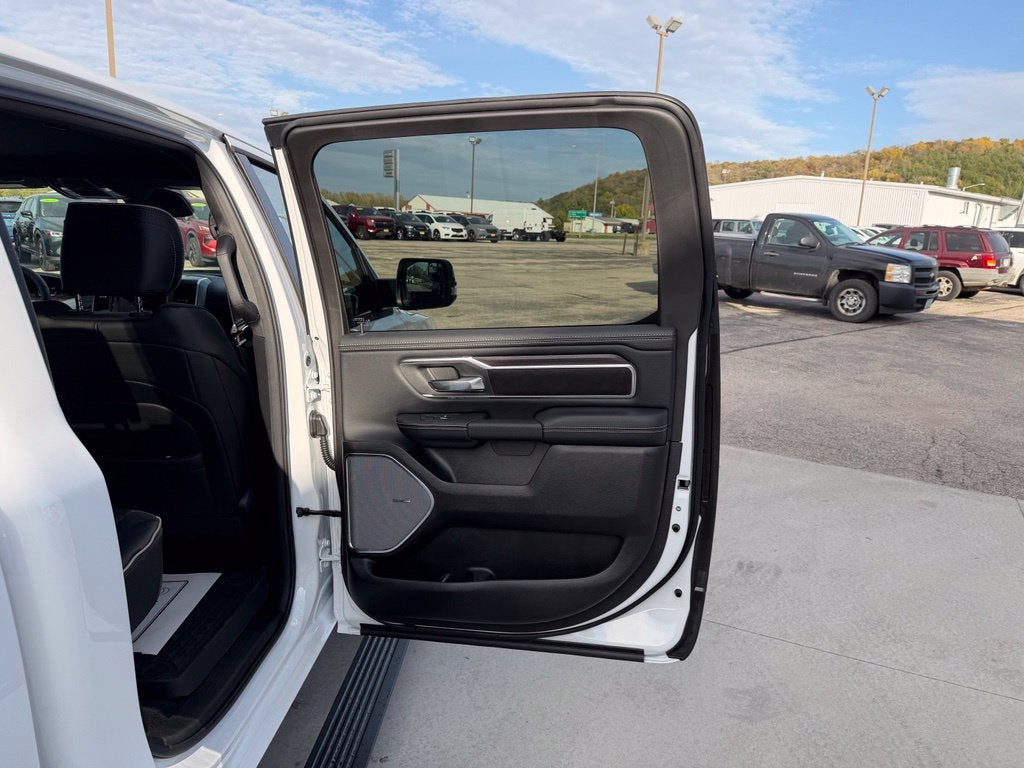 2027 RAM Ram 1500 RAM 1500 LARAMIE CREW CAB 4X4 5'7' BOX