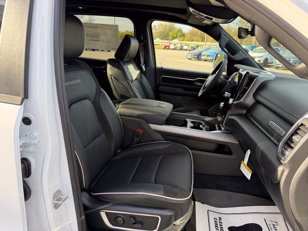 2027 RAM Ram 1500 RAM 1500 LARAMIE CREW CAB 4X4 5'7' BOX