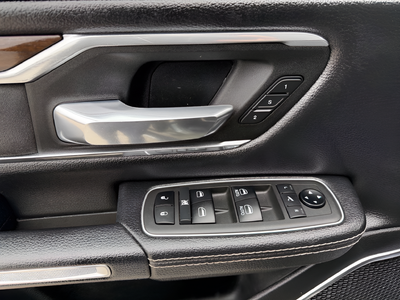 2021 RAM 1500 Laramie Crew Cab 4x4 5'7' Box