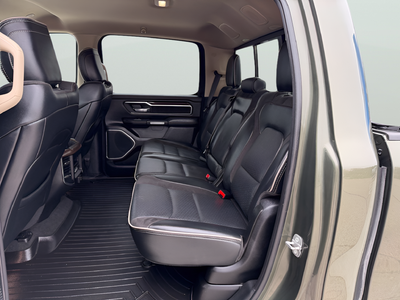 2021 RAM 1500 Laramie Crew Cab 4x4 5'7' Box