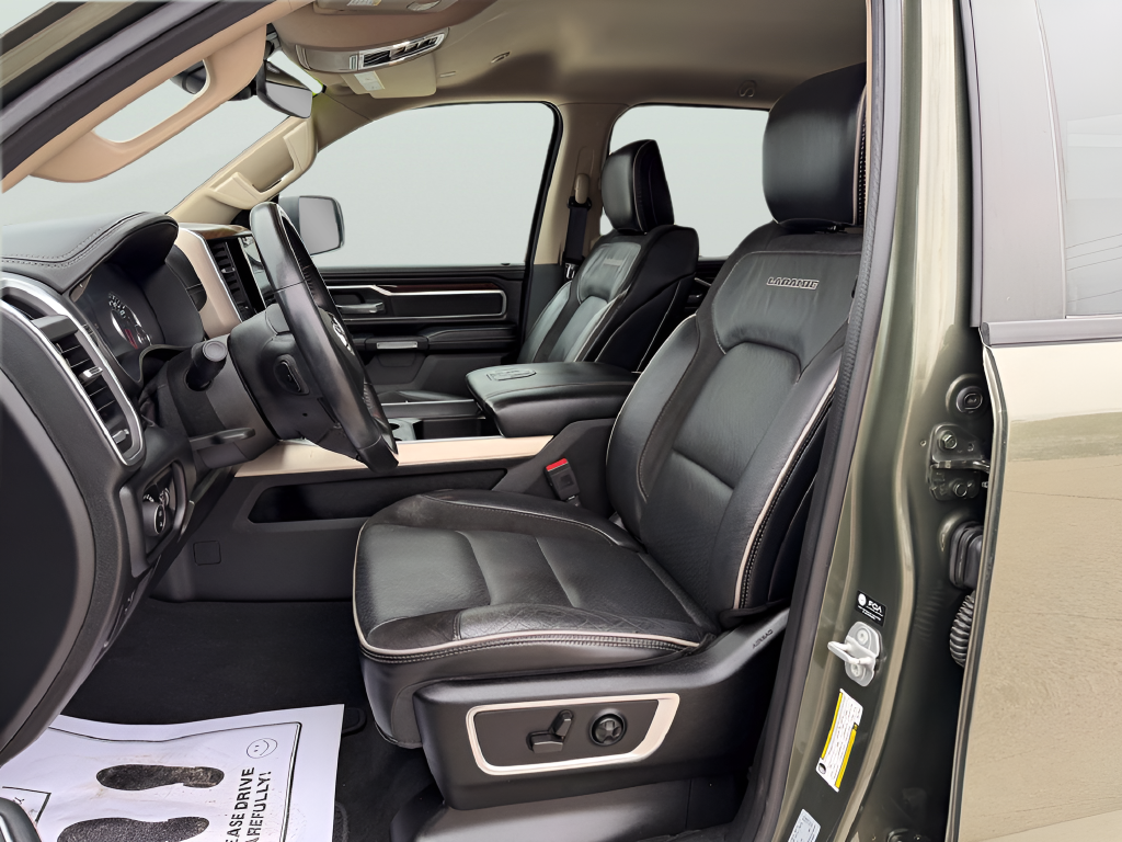 2021 RAM 1500 Laramie Crew Cab 4x4 5'7' Box