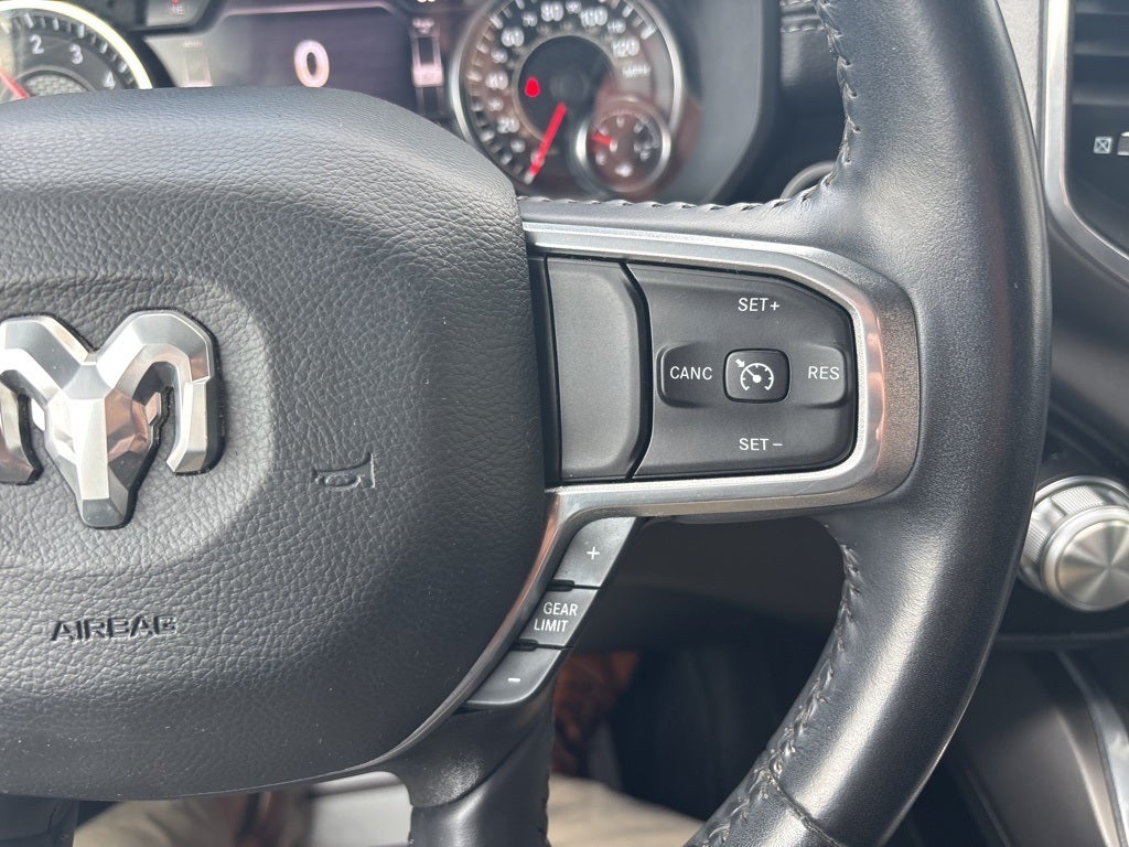 2022 RAM 1500 Laramie Crew Cab 4x4 5'7' Box