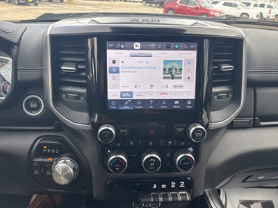 2022 RAM 1500 Laramie Crew Cab 4x4 5'7' Box