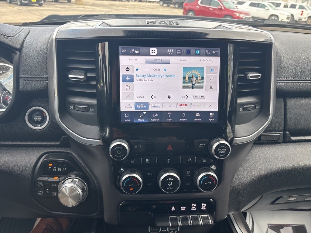 2022 RAM 1500 Laramie Crew Cab 4x4 5'7' Box