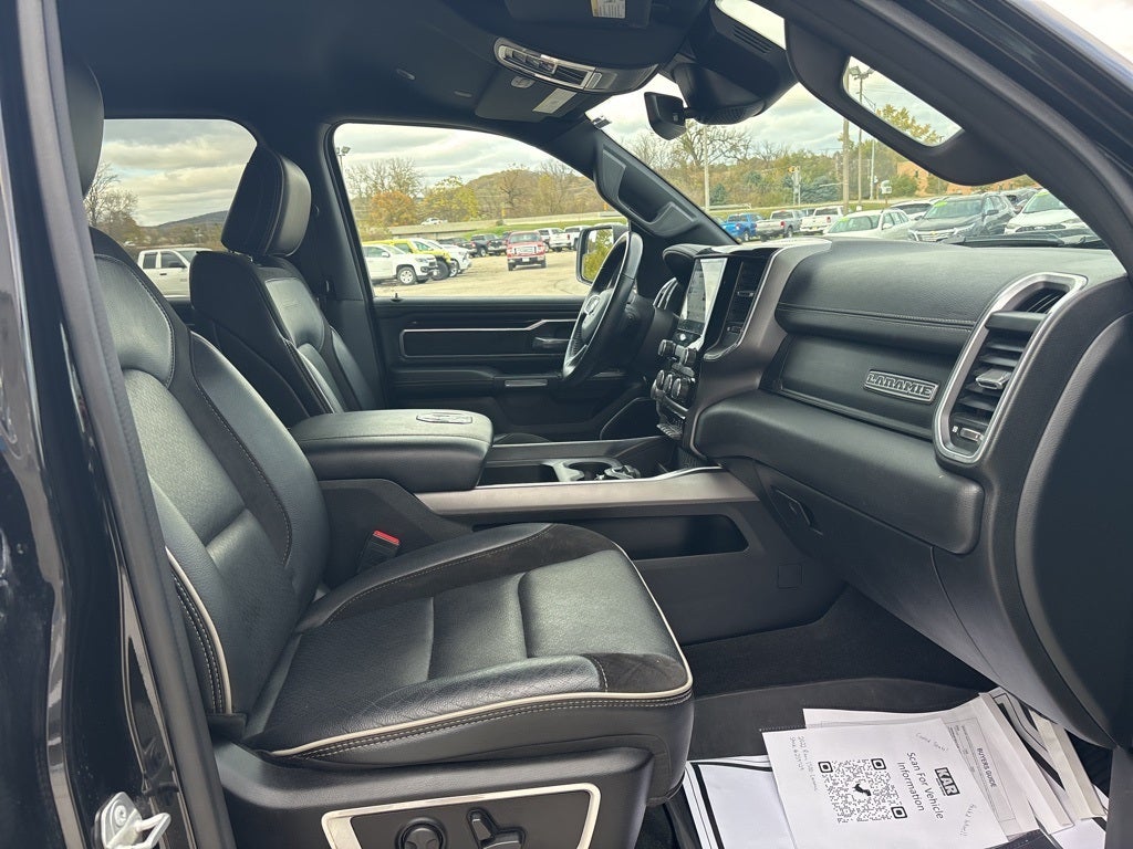 2022 RAM 1500 Laramie Crew Cab 4x4 5'7' Box