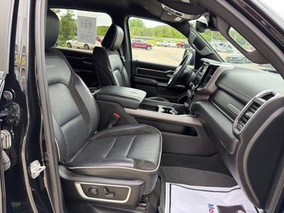 2022 RAM 1500 Laramie Crew Cab 4x4 5'7' Box