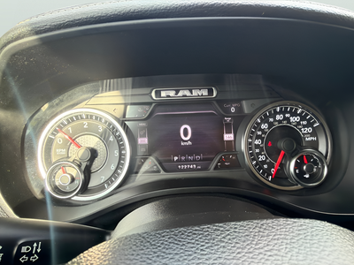2021 RAM 1500 Laramie Crew Cab 4x4 5'7' Box