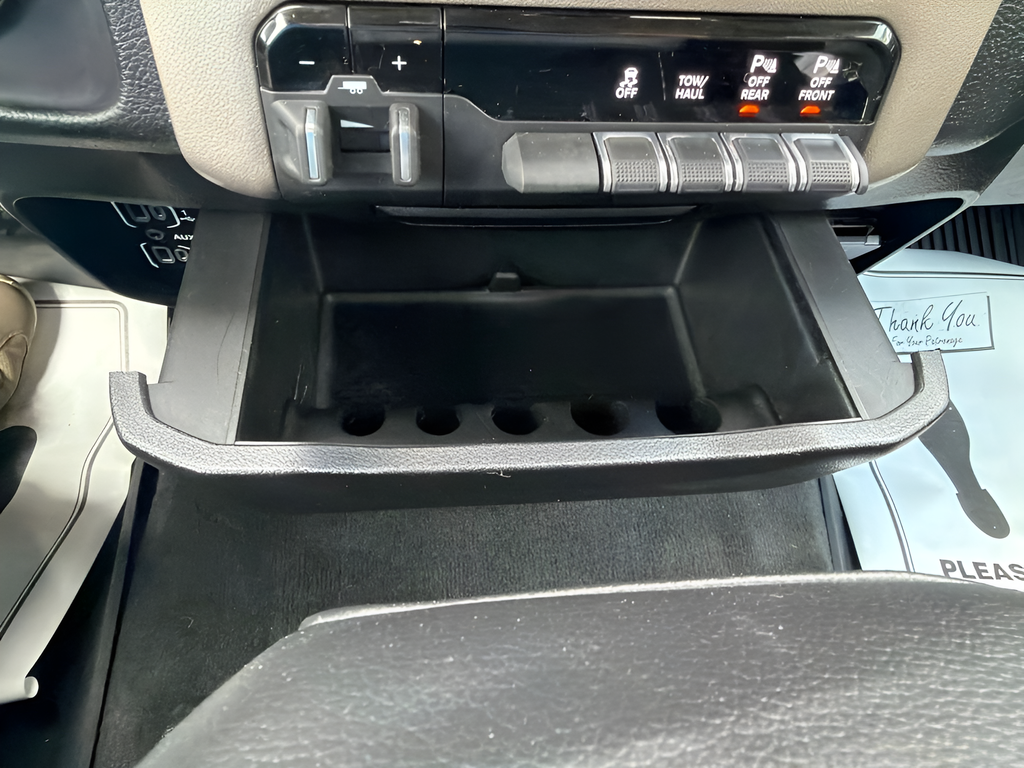 2021 RAM 1500 Laramie Crew Cab 4x4 5'7' Box