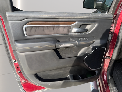 2021 RAM 1500 Laramie Crew Cab 4x4 5'7' Box