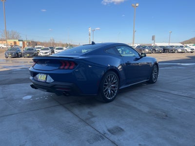 2024 Ford Mustang GT Premium Fastback