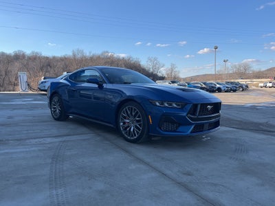 2024 Ford Mustang GT Premium Fastback