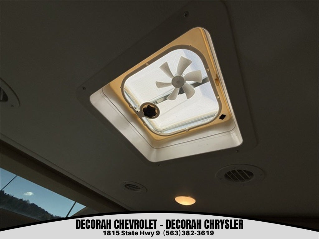 2023 Ford Transit-350 Cutaway Base