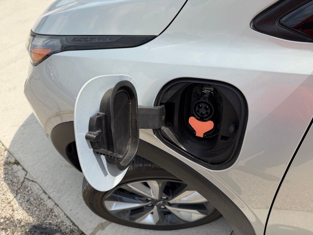 2023 Chevrolet Bolt EUV FWD LT