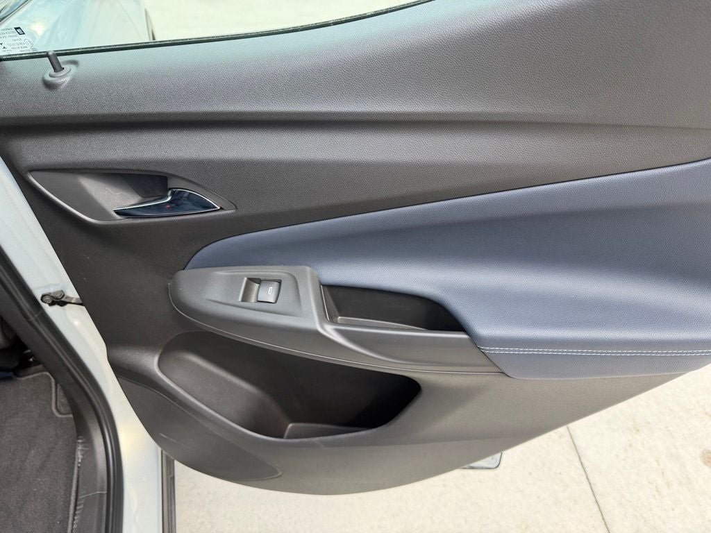 2023 Chevrolet Bolt EUV FWD LT