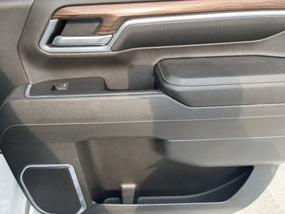 2024 Chevrolet Silverado 2500HD 4WD Crew Cab Standard Bed LT