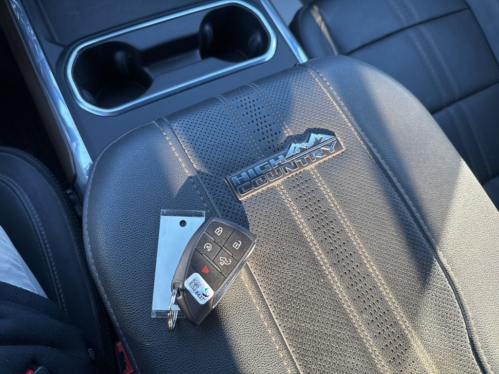 2024 Chevrolet Silverado 3500HD 4WD Crew Cab Standard Bed High Country