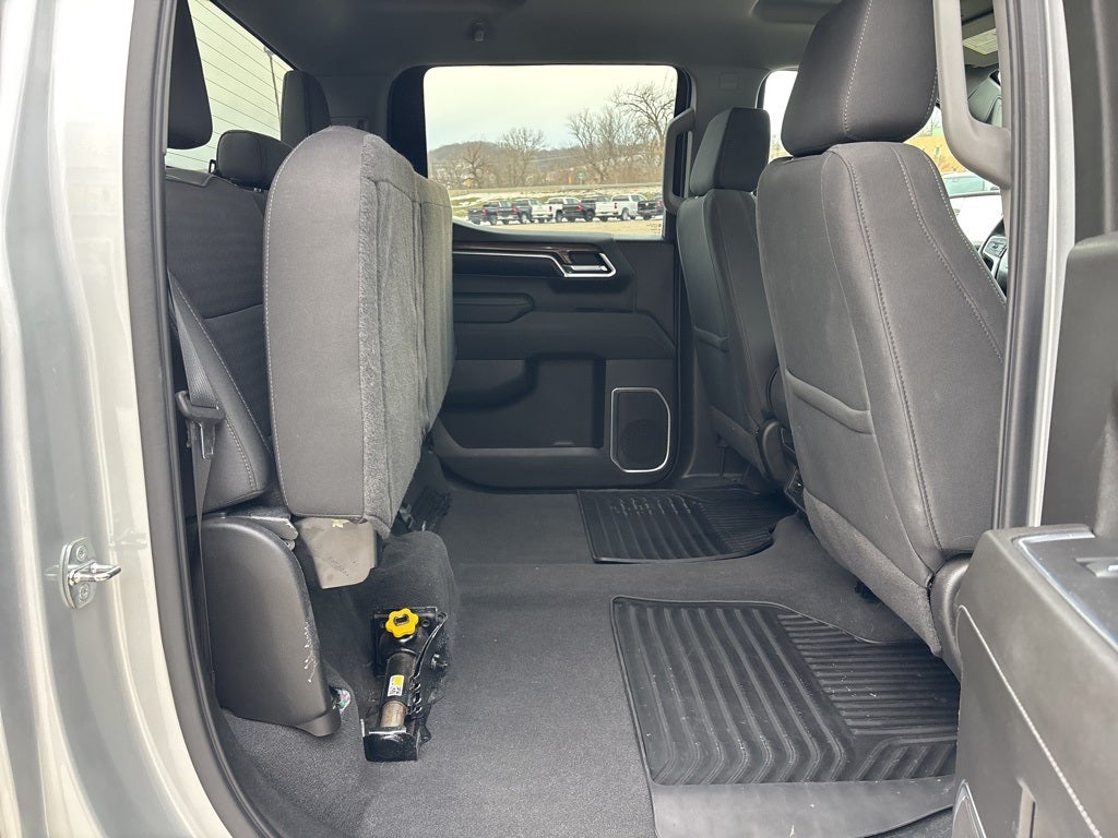 2022 Chevrolet Silverado 1500 4WD Crew Cab Standard Bed LT