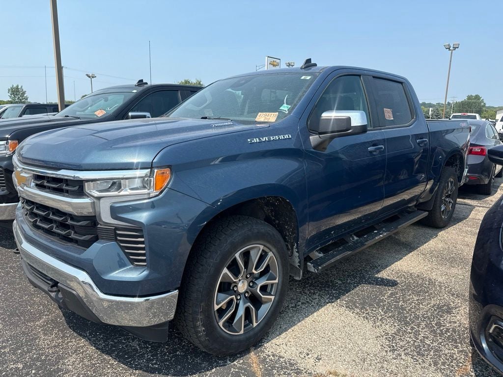 2024 Chevrolet Silverado 1500 4WD Crew Cab Short Bed LT with 2FL