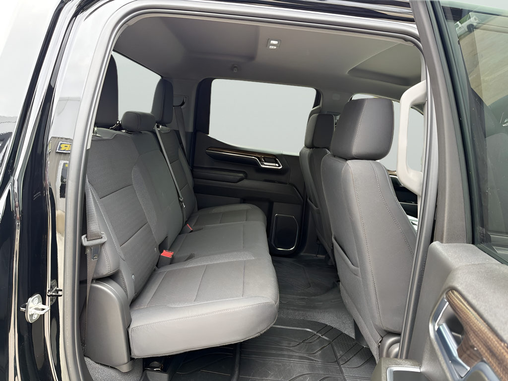 2024 Chevrolet Silverado 1500 4WD Crew Cab Short Bed LT with 2FL