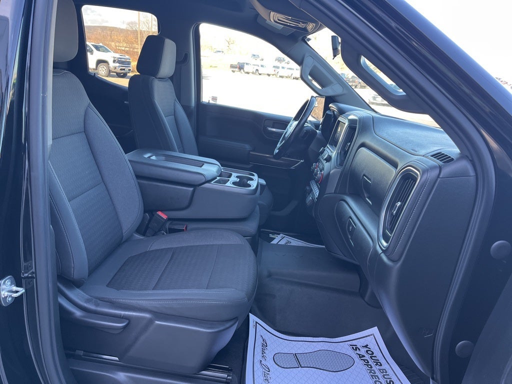 2021 Chevrolet Silverado 1500 4WD Double Cab Standard Bed RST