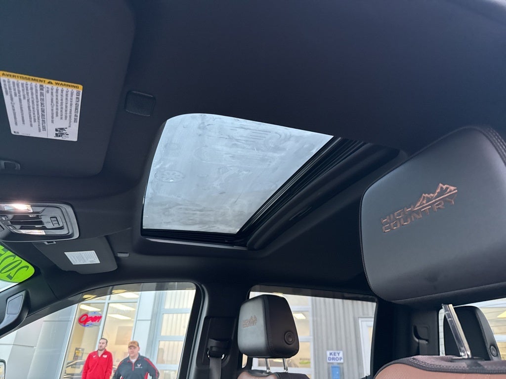 2025 Chevrolet Silverado 1500 4WD Crew Cab Short Bed High Country