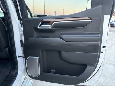 2025 Chevrolet Silverado 1500 4WD Crew Cab Short Bed High Country